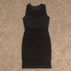 Black Sleeveless Bodycon Dress